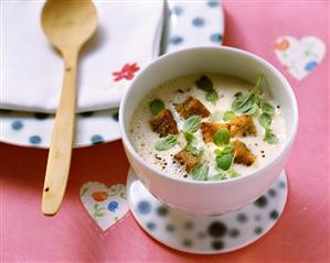 Zuppa di vino (Wine soup with fresh marjoram and croutons)