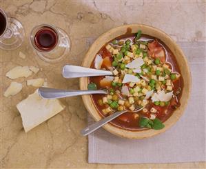 Minestrone with peas, pasta and Parmesan