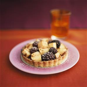 Blackberry and apple tartlet