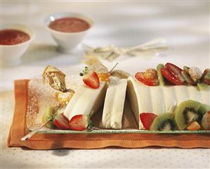 Yoghurt and quark terrine with fruit