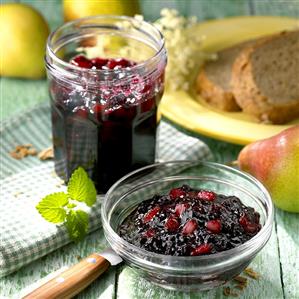 Elderberry jelly with pear