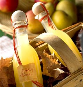 Apple and pear juice