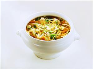 Noodle soup with chicken and vegetables