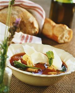 Pepper soup with sausage and tortellini