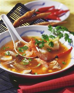 Spicy shrimp soup with galanga