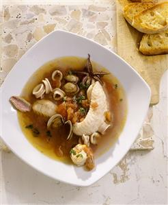 Cacciucco alla livornese (Fish stew from Livorno, Italy)