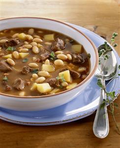 Goose soup with white beans (Speciality of Brandenburg)