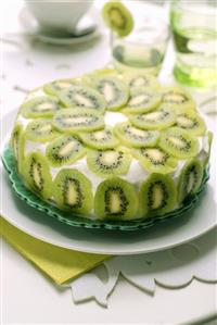 Kiwi fruit cake