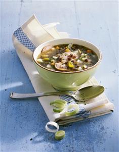 Alsatian lentil soup with sausage and leeks