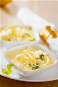 Lemon soup with rice and coriander leaves (Greece)