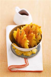 Pineapple slices with sauce