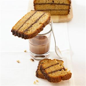 Zwieback cake with chocolate filling