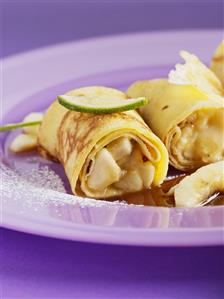 Crêpes with banana filling