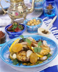 Chicken tajine with apricots