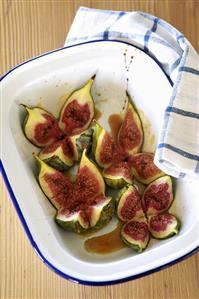 Figs with honey