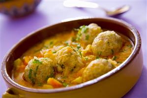 Supa Topcheta (Bulgarian meatball soup)