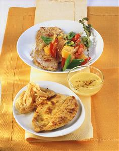 Curried escalope and escalope with paprika