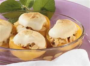 Peach gratin with meringue