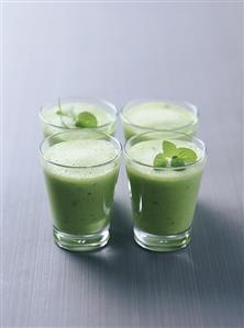 Minted pea soup