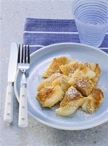 Scrambled pancake with Williams pear