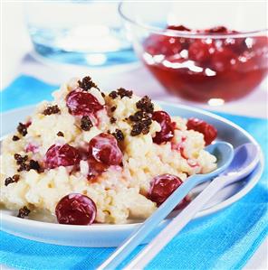 Cherry risotto with crunchy breadcrumbs