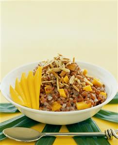 Red rice pudding with mango