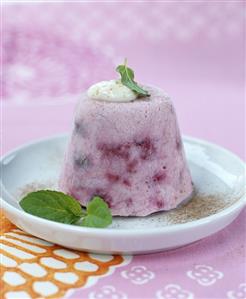 Cherry yoghurt parfait