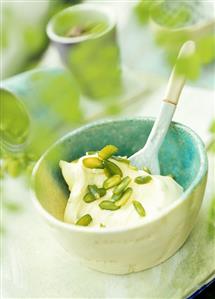 Kiwi fruit ice cream with pistachios