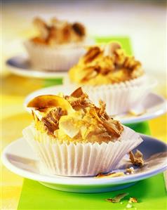 Coconut muffins with pineapple