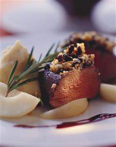 Venison with gratin topping and pears