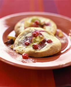 Small quark cakes with fruit