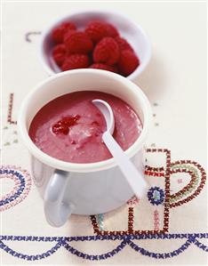 Raspberry and lychee puree