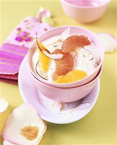 Quark with coconut and citrus fruit