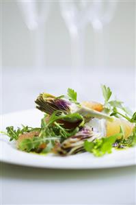 Artichoke and grapefruit salad