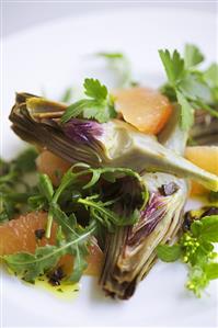 Artichoke and grapefruit salad