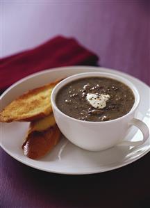 Lentil and mushroom soup