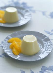 Panna cotta with mandarin oranges