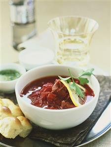 Bortsch (Beetroot soup with beef, Russia)