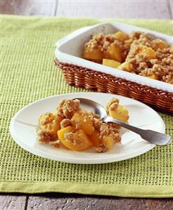 Peach crumble