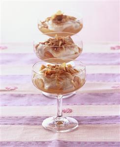 Apple and cinnamon tiramisu