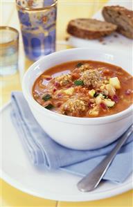 Moroccan soup with couscous