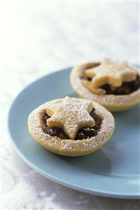 Mincemeat tarts with pastry stars