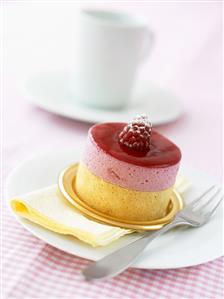 Petit four with raspberry cream