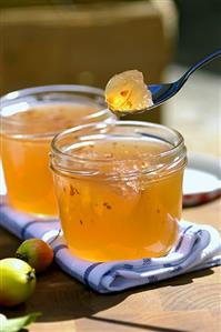 Crab-apple jelly with chili