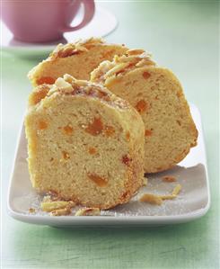 Apricot ring cake