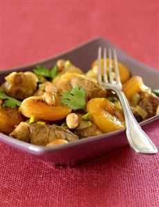 Lamb tajine with almonds and apricots (Tunisia)