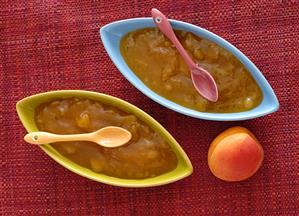 Apricot chutney