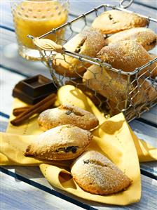 Pastries with chocolate and ricotta filling