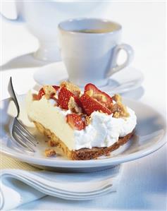 Fruit cake with praline
