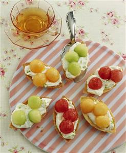 Melon boats